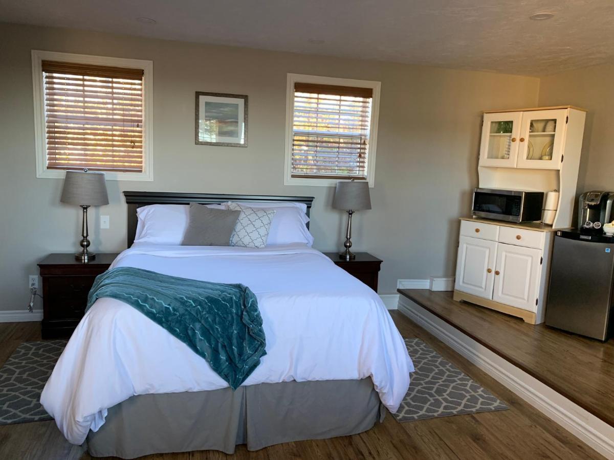 Alma Shore Lane Suites & Cottages Экстерьер фото